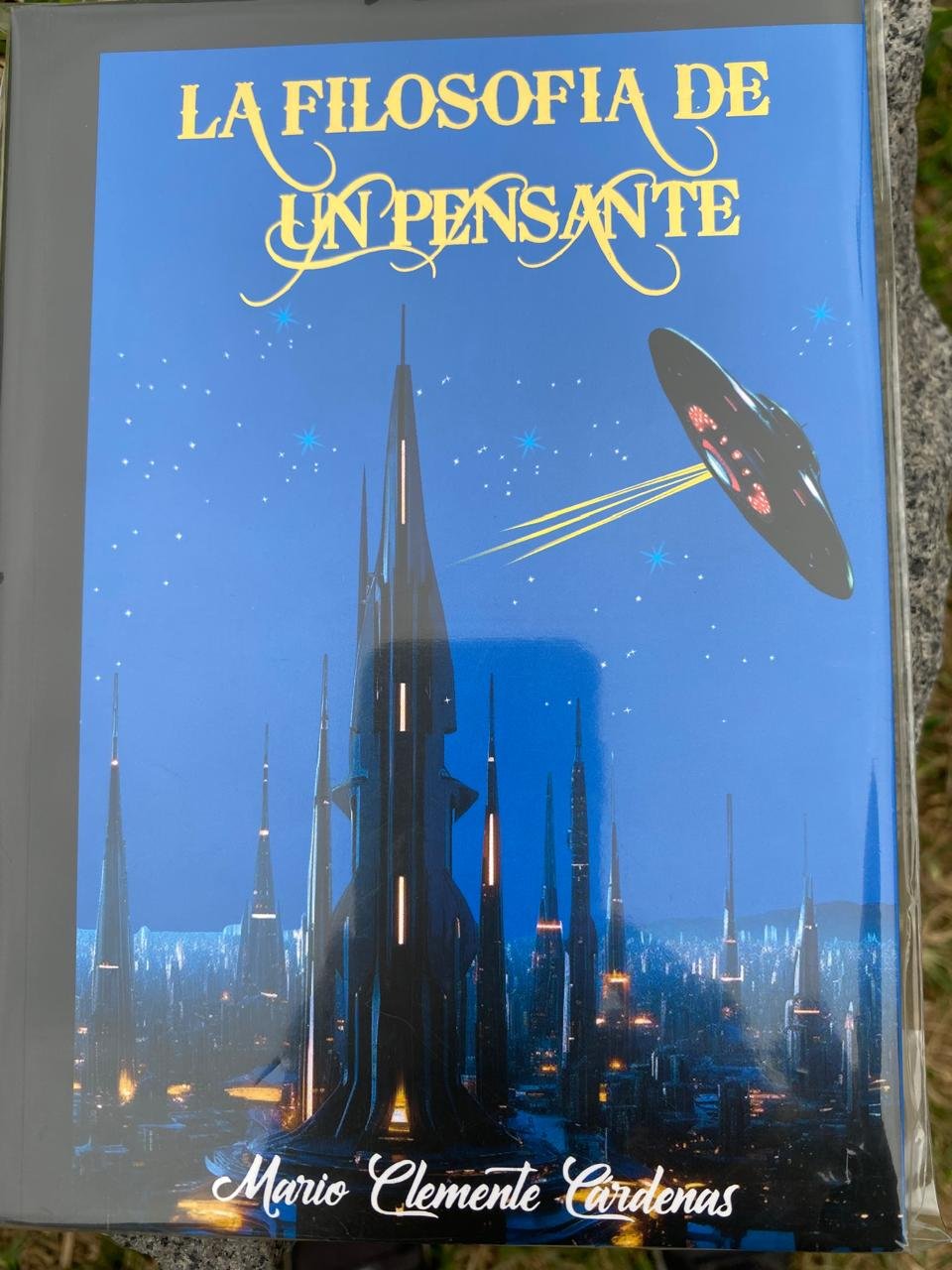 Imagen de Escribio 2 libros Mario Clemente Cardenas